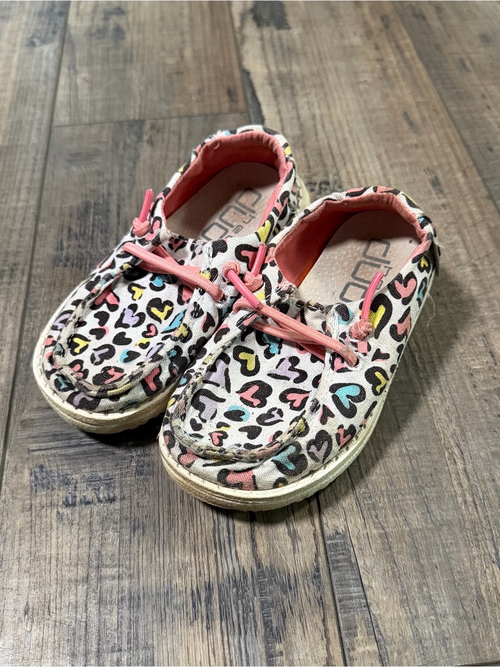 Hey Dude Wendy Youth White Leopard Hearts Size K8